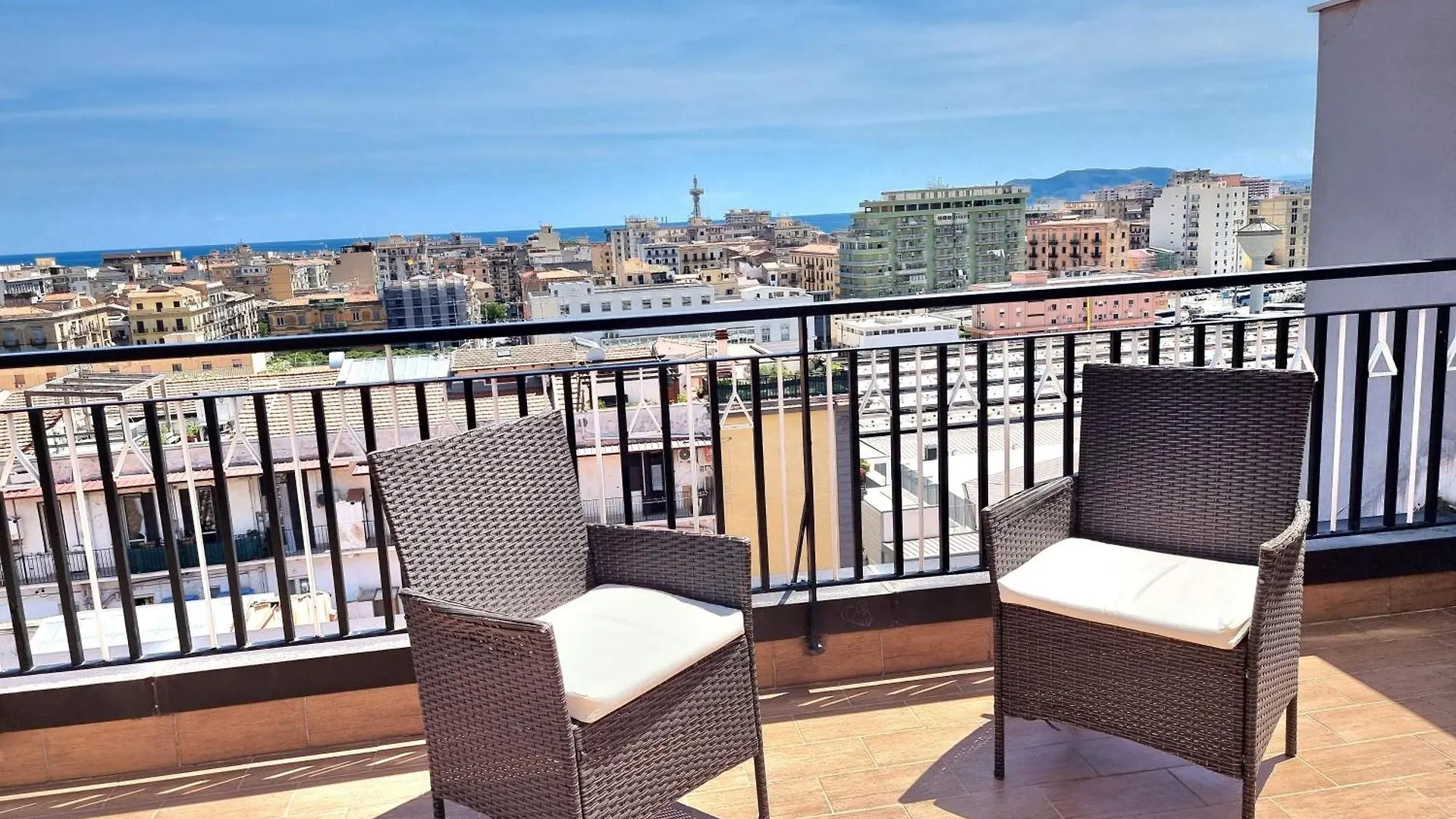Palermo Panorama By Holiday World Hotel Italy